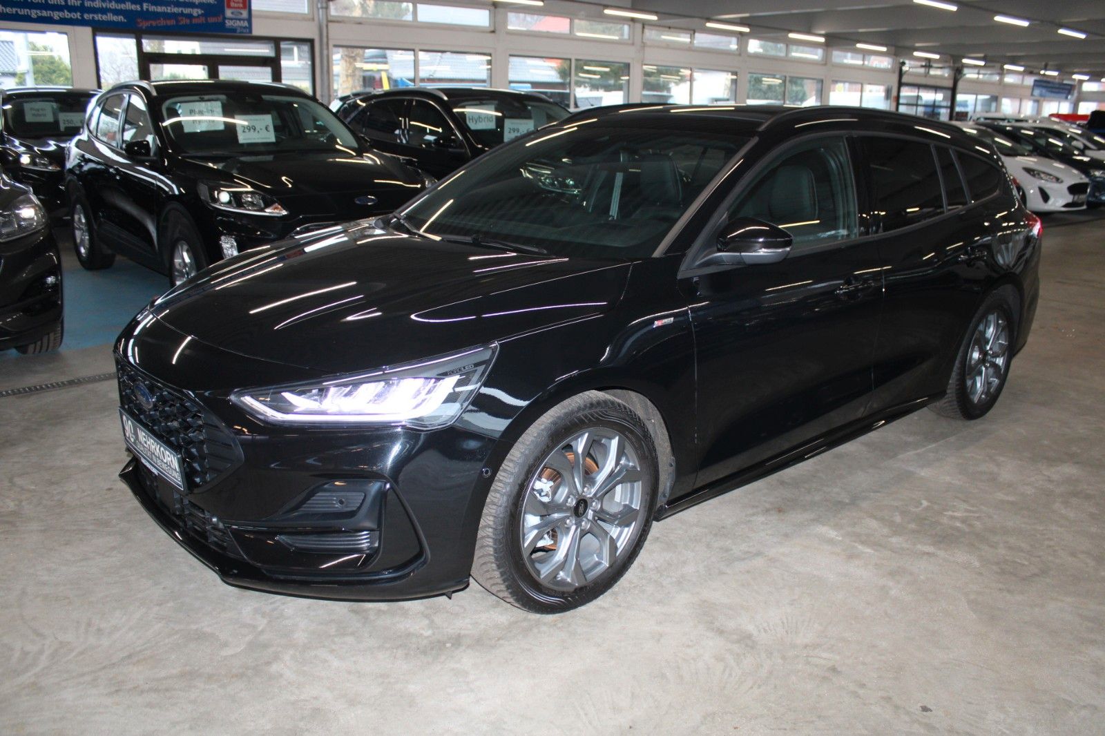 Fahrzeugabbildung Ford Focus ST-Line X Aut. LED ACC Leder Pano HUD Wint