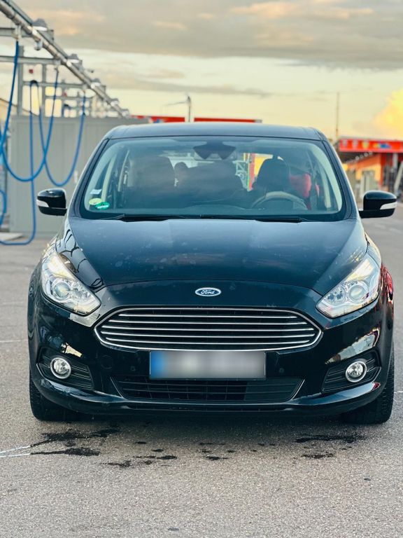Image of Ford S-Max