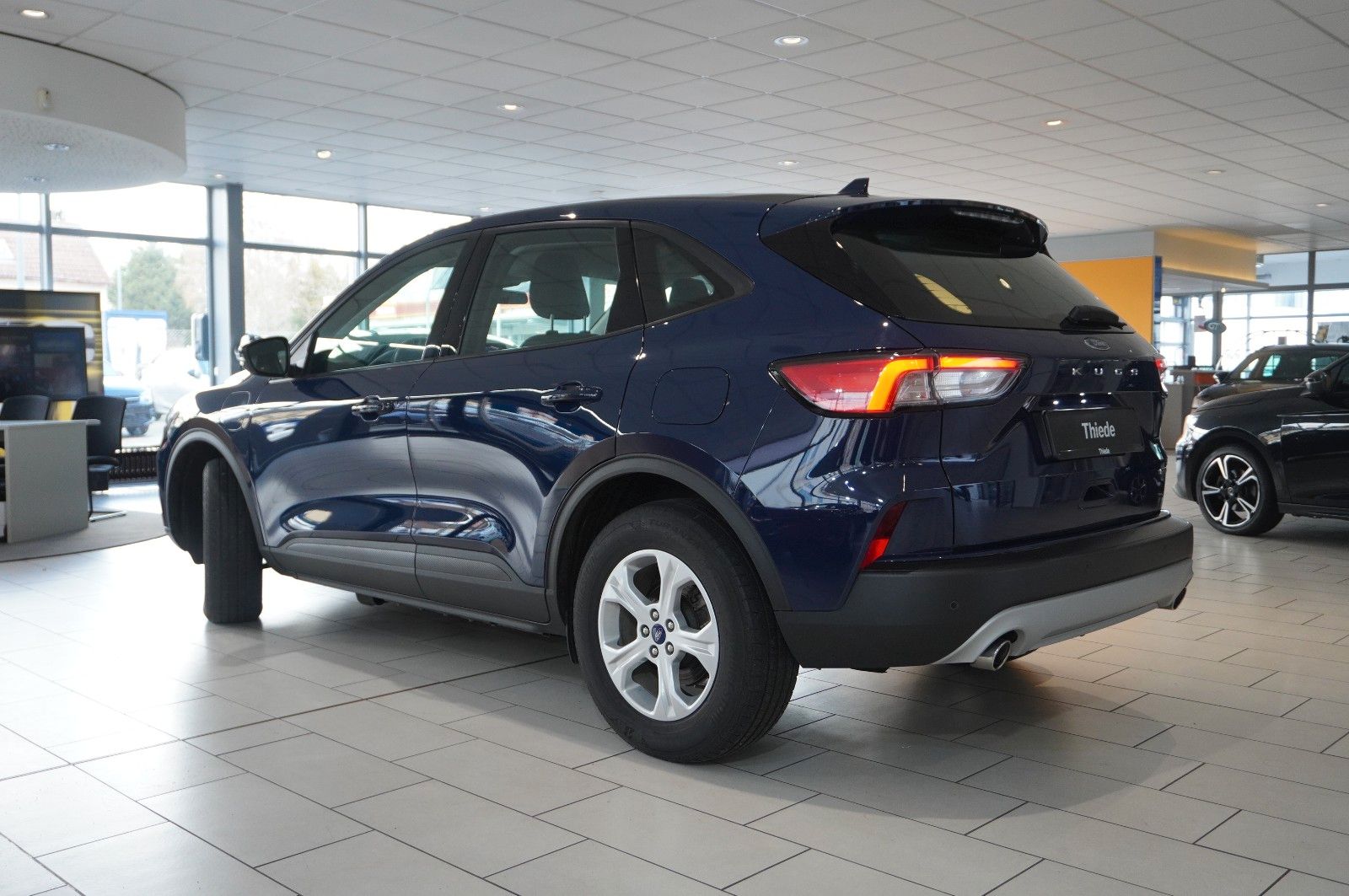 Fahrzeugabbildung Ford Kuga 2.5 HYBRID COOL & CON. NAVI/LED/SPORT/DAB+