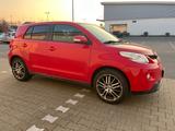 Toyota Urban Cruiser 1,33-l-Dual-VVT-i 4x2 - - Toyota Urban Cruiser: 1.4