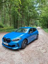 BMW M135i xDrive A - - blaue BMW M135