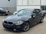 BMW 520 dA  M-Sport Paket/LED/ASS/TWA/HUD/Live - BMW 520: M Paket