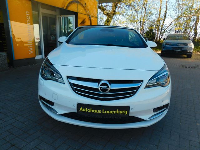 Foto: OPEL Cascada +LEDER+SHZ+LRH+NAVI+KAMERA (Fahrzeug-Nummer 454611383)