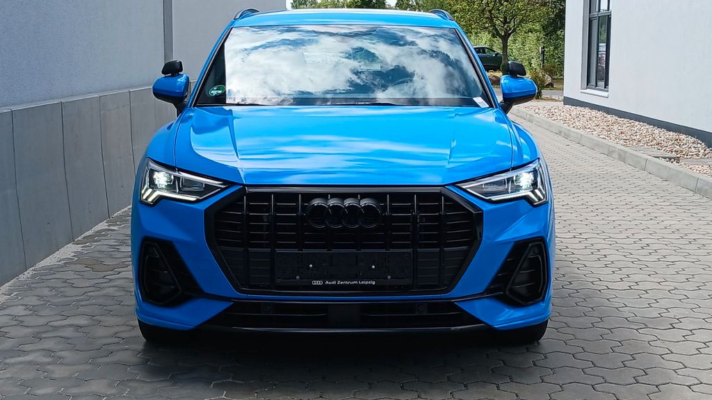 Image of Audi Q3