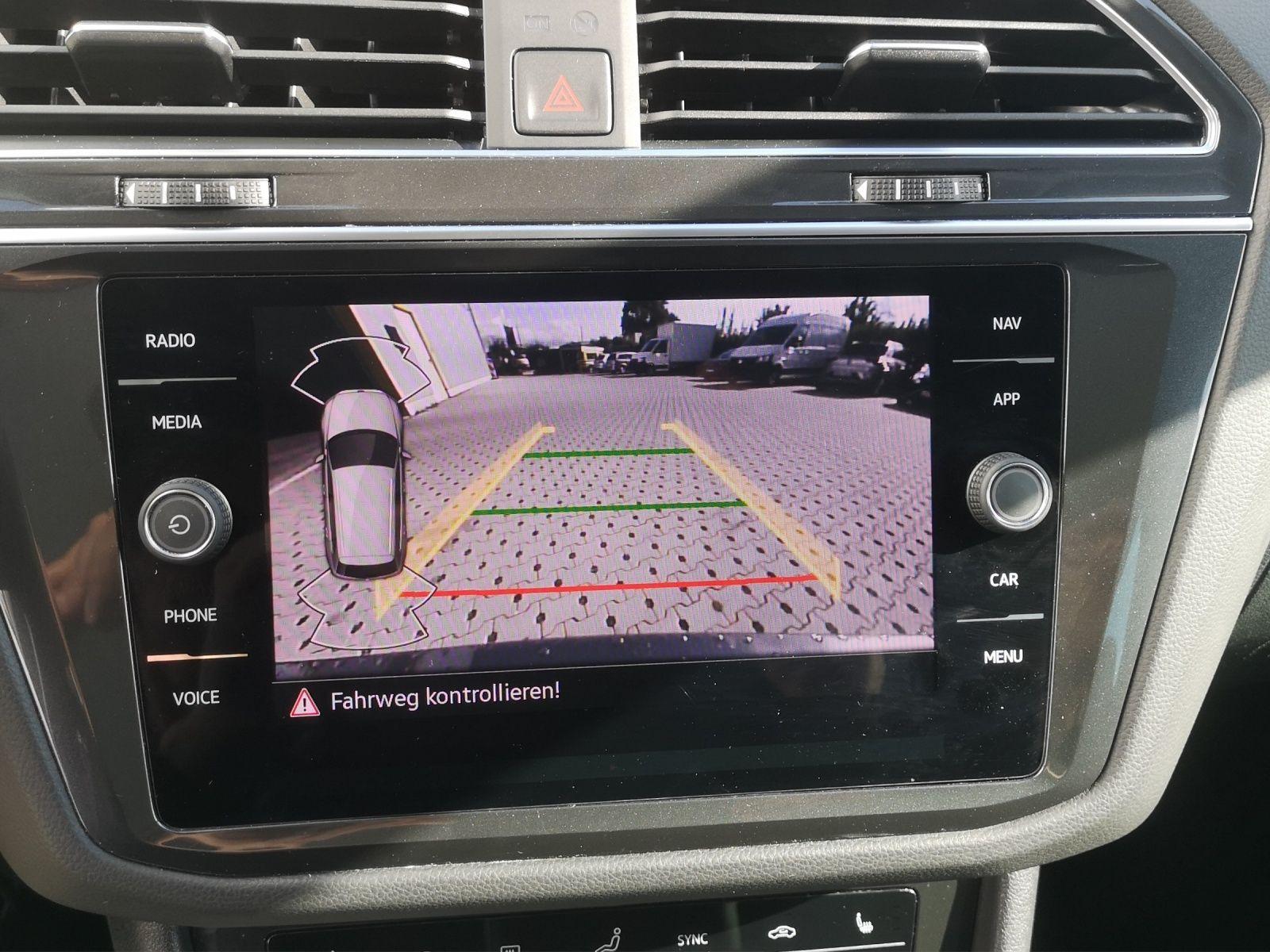 Volkswagen Tiguan Life 2.0 TDI DSG*KAM*NAV*SHZ*PANO*LED*