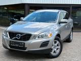 Volvo XC60 Momentum 2WD Autom. 5-Zylinder AHK - gebrauchte Volvo XC60 aus dem Jahr 2011