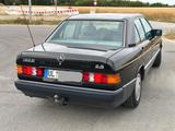 Mercedes-Benz 190 D 2.5