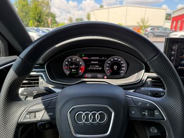Audi A4 Avant 45quat. S line+LED+PaDach+Sthzg+AHK+B&O
