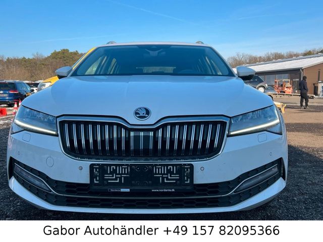 Skoda Superb Combi Style