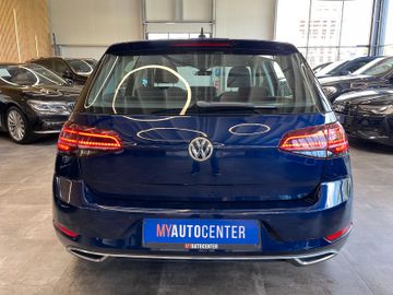 Volkswagen Golf VII Lim. Highline BMTStart-Stopp *AHK*LED*