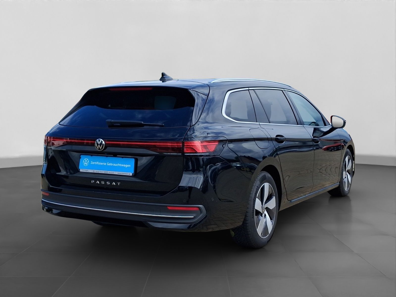 Volkswagen Passat Variant 2.0 TDI DSG BUSINESS LEDER AHK 36 foto 3
