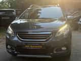 Peugeot 2008 Allure 120 VTi Navi,Led,Tüv&Service Neu - Peugeot: Service