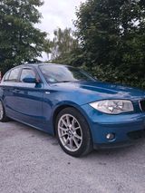 BMW 118d - 1 er BMW  in blau 122 PS - BMW 118: 118d Ps