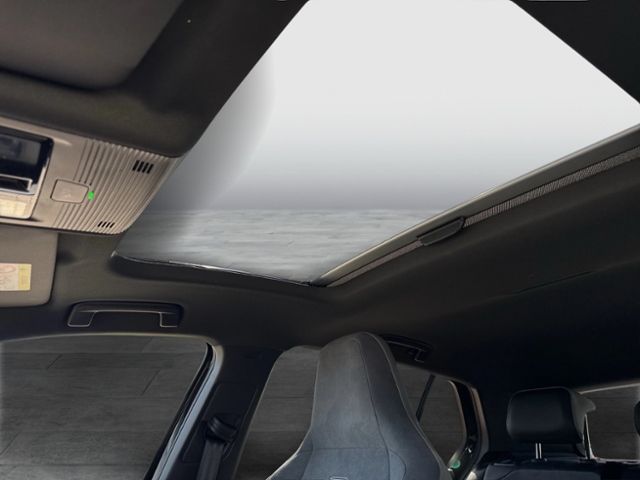 Golf VIII R-LINE 1.5 eTSI DSG PANO REAR VIEW MAT