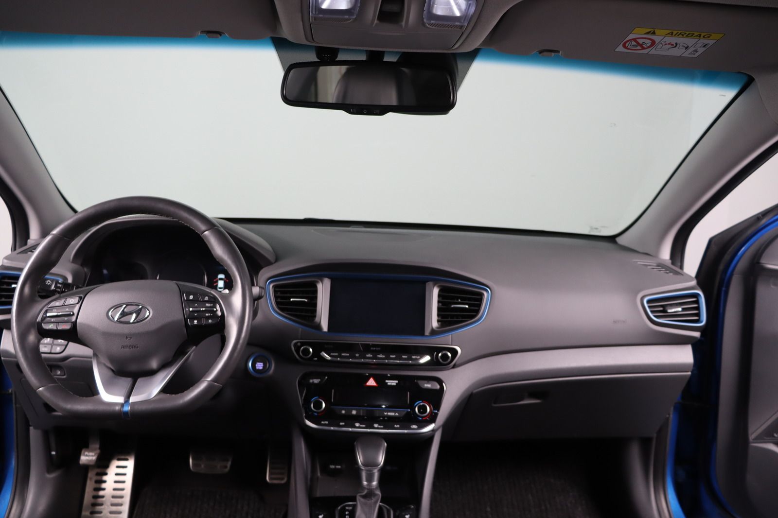 Fahrzeugabbildung Hyundai IONIQ * Memory * Sitzhzg./-lüftung Premium Plug-