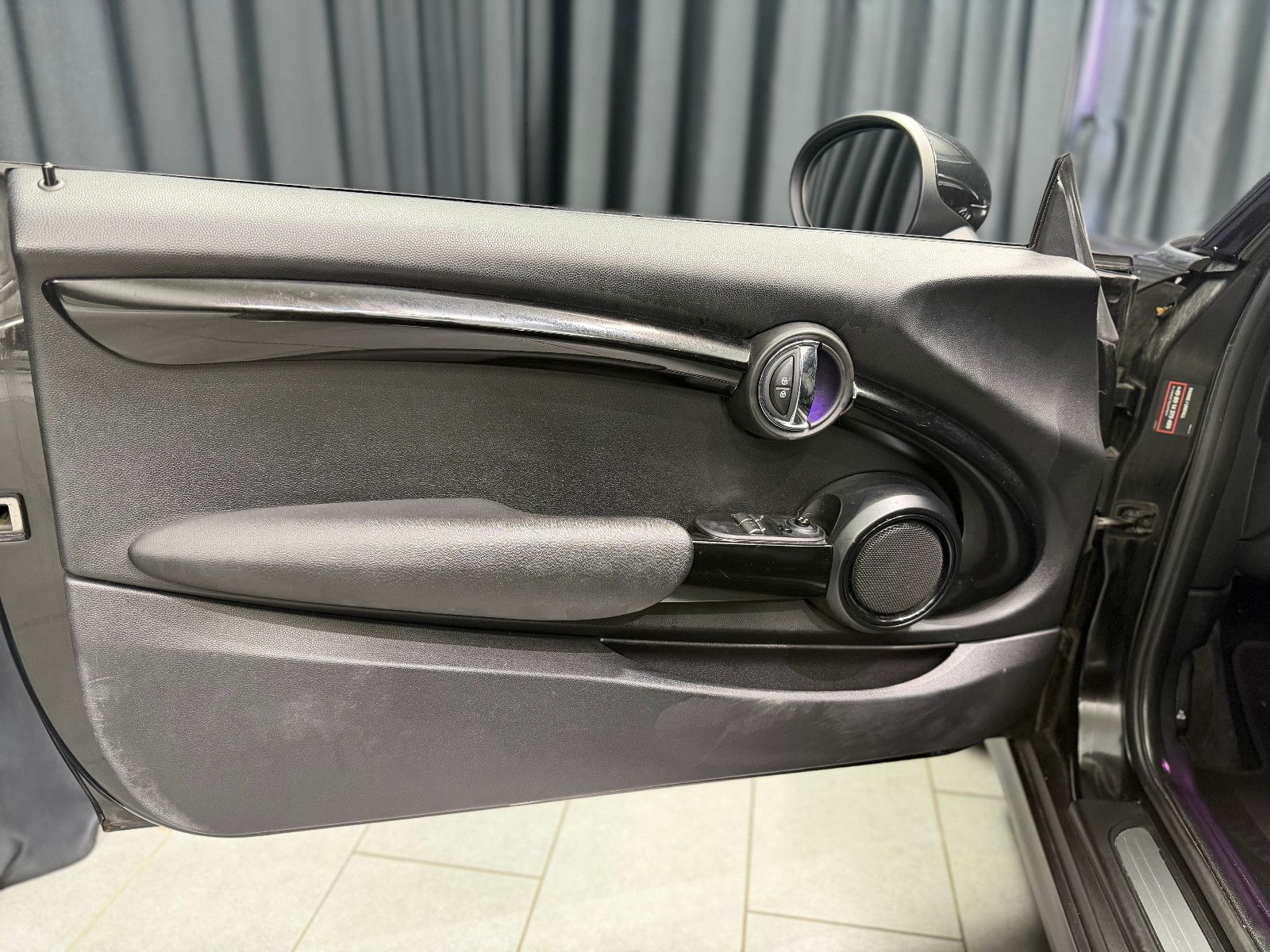 Fahrzeugabbildung MINI MINI Cooper S |1.HAND|AUTOMATIK|PANO