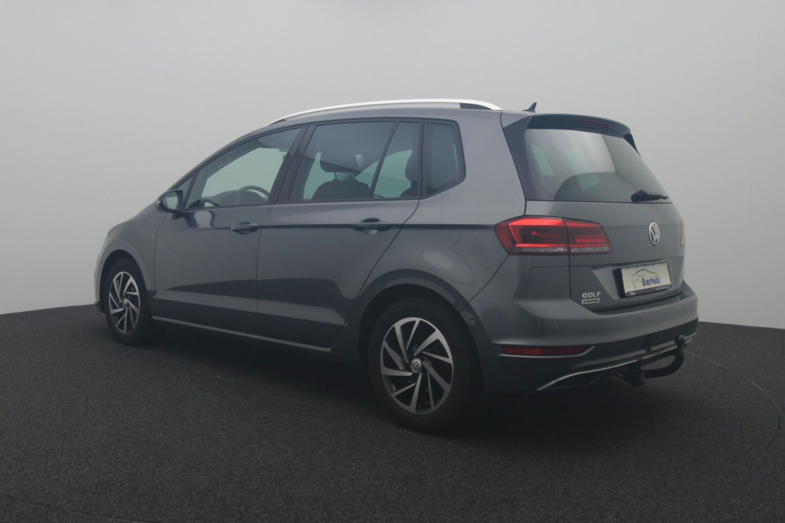 Fahrzeugabbildung Volkswagen Golf Sportsvan VII 1.0 Join NAVI AHK ACC