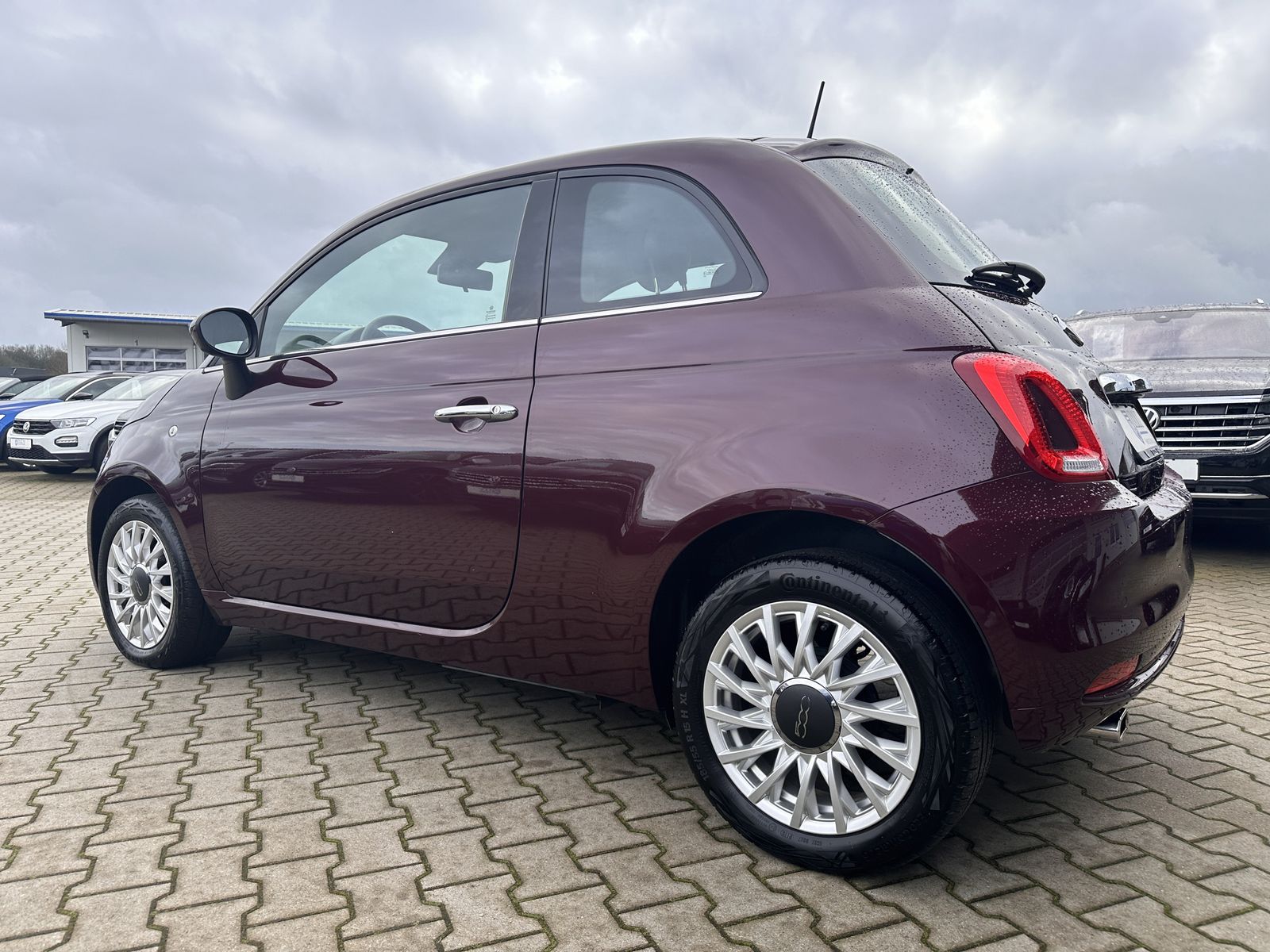 Fahrzeugabbildung Fiat 500 1.2 Lounge*PDC*UConnect*LED*Tempomat*ELFH*