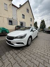Opel Astra ST 1.6 Diesel Business 81kW Business - Opel Astra: Allradantrieb