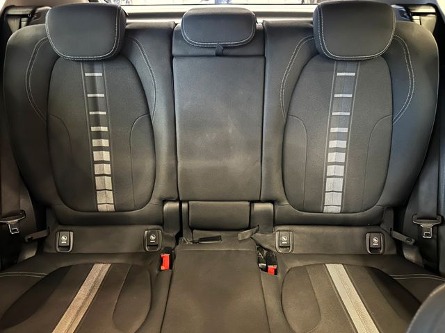 BMW 218 d Active Tourer*Klima*AHK*LED*Navi*Bluetooth