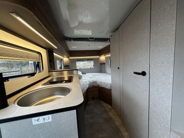 HYMER  ERIBA  HYMERCAR Eriba Feeling 442 FahrradträgerBATTERIEMARKISE