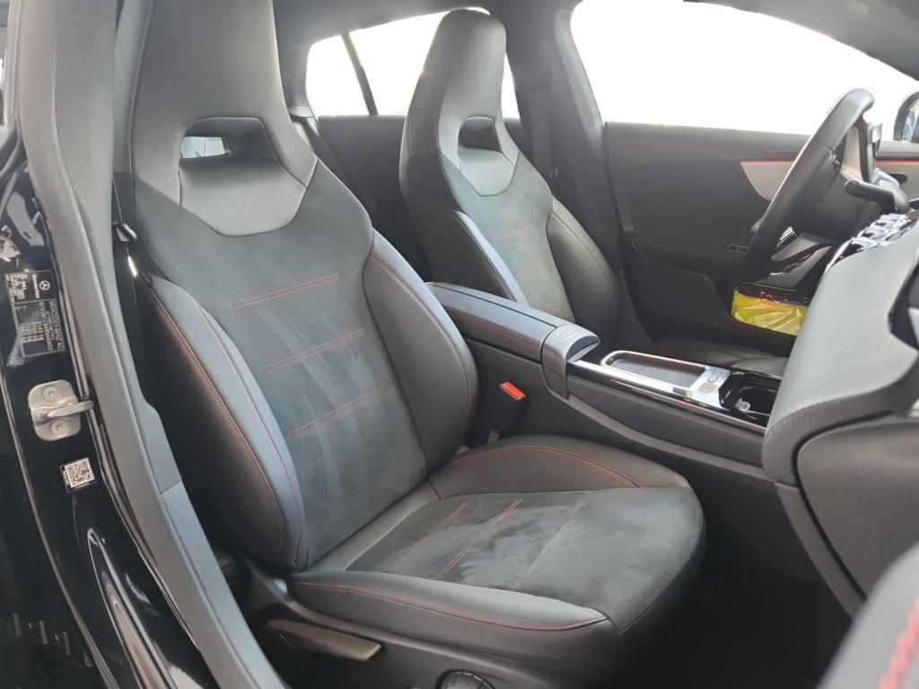 Fahrzeugabbildung Mercedes-Benz CLA 200 d Shooting Brake AMG Line*el. Heckklappe