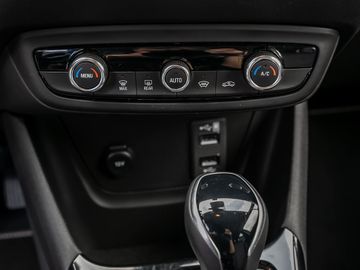 Opel Crossland 1.2 Elegance Fernlicht-Assistent Navi