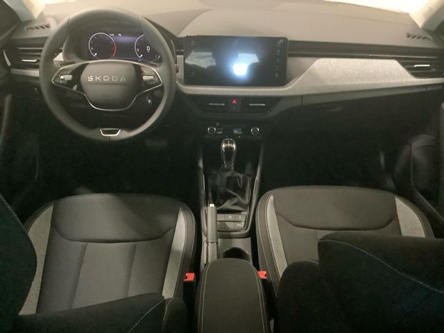 Scala Tour 85 kW DSG NAVI ALU S-HZG KAMERA LED