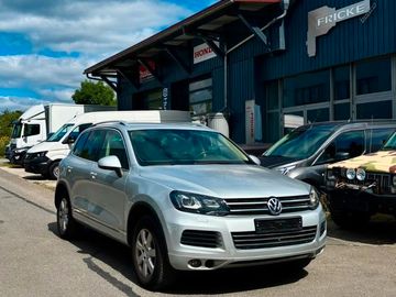 Volkswagen Touareg - 2