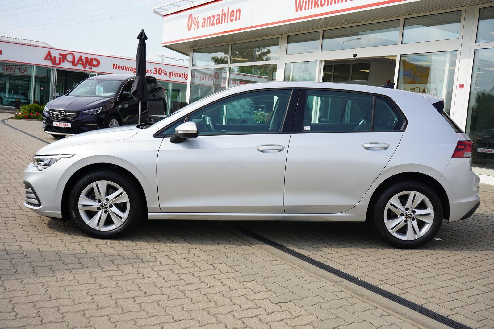 Volkswagen Golf VIII 1.0 Life LED Navi App-Connect ACC PDC, миниатюра 3