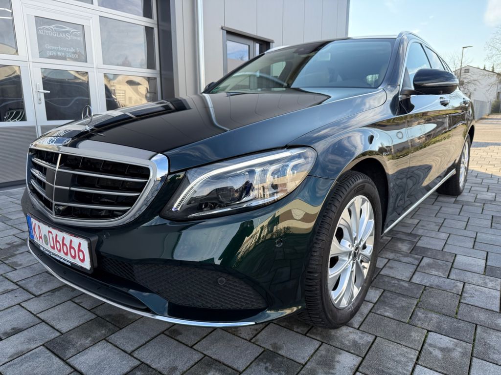 Mercedes-Benz C 220