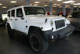 Jeep Wrangler Unlimited 2.8 CRD DPF Aut. Sahara - weiße Jeep Wrangler