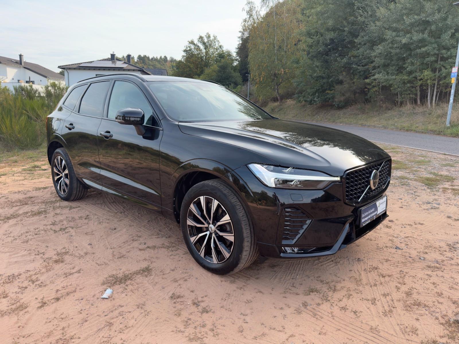 Volvo XC60 B4 PLUS DARK | PANO | LEDER | HK SOUND |19"
