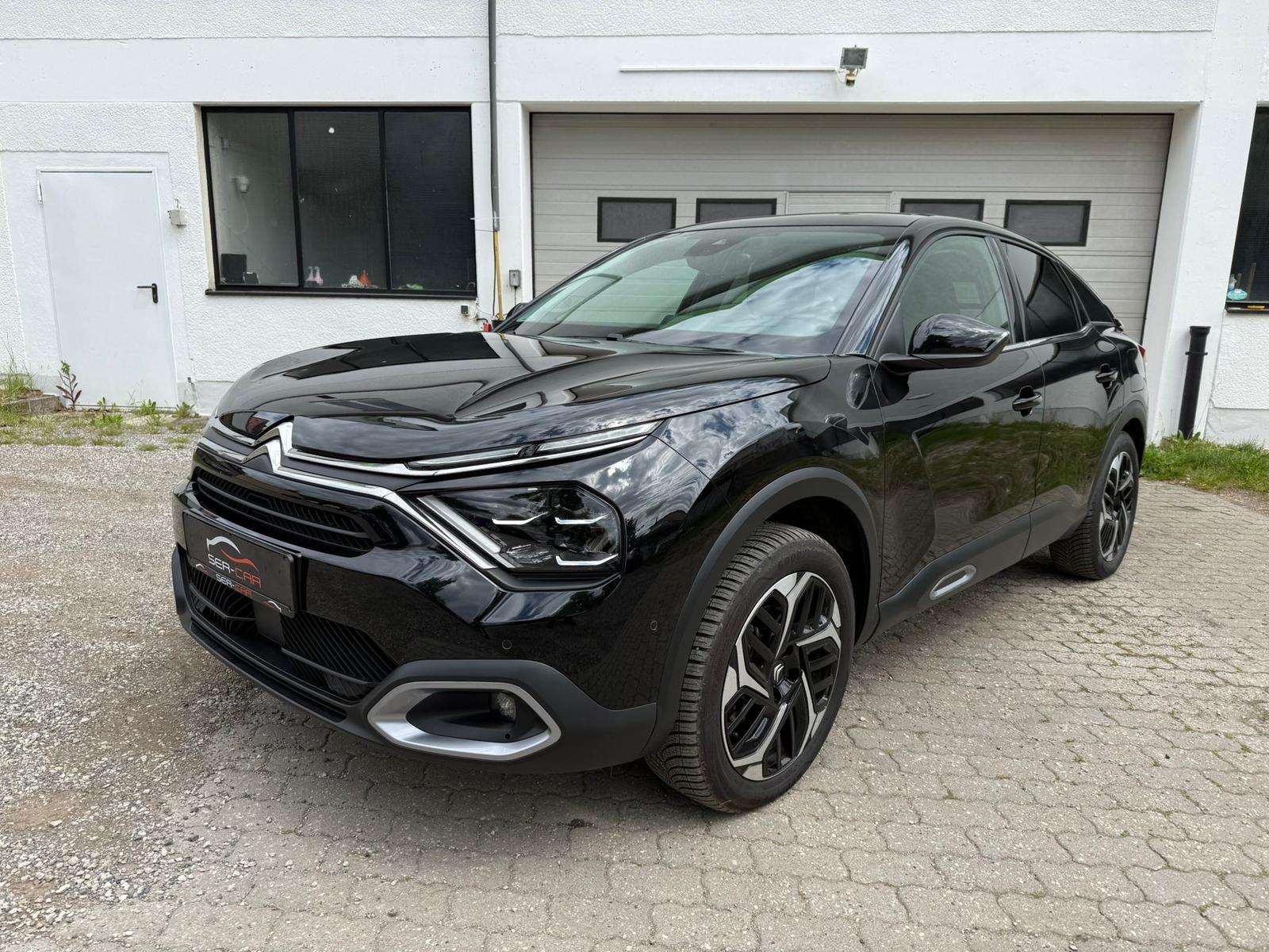 Citroën C4 1.2 Shine PureTech Panorama Leder Nav HUD LED