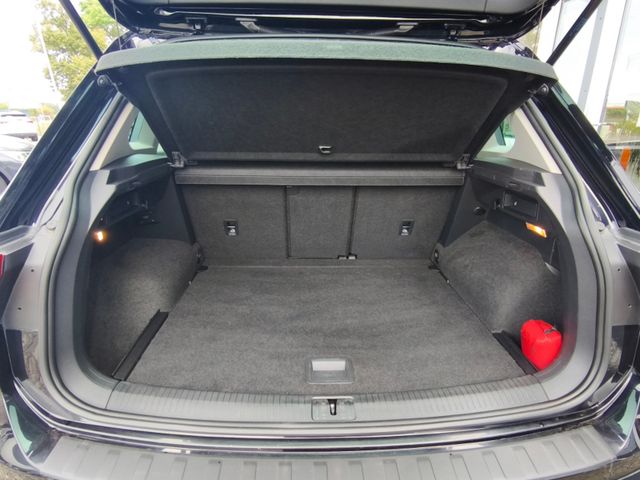 Volkswagen Tiguan Life 4Motion*LED*AHK*PDC*SHZ*ACC*DAB*