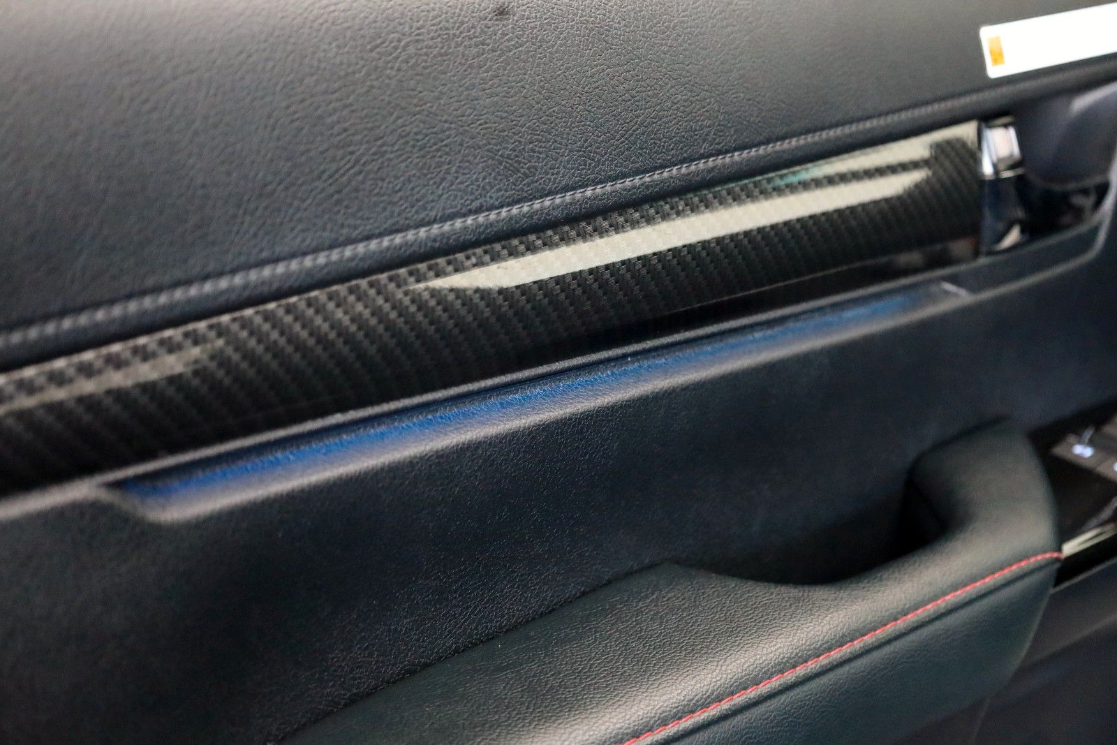 Fahrzeugabbildung Toyota Hilux 2.8 D-4D GR Sport,Alcantara,ACC,Rollo, AHK