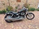 Honda VT 750 DC Black Widow (Shadow) - HONDA BLACK WIDOW
