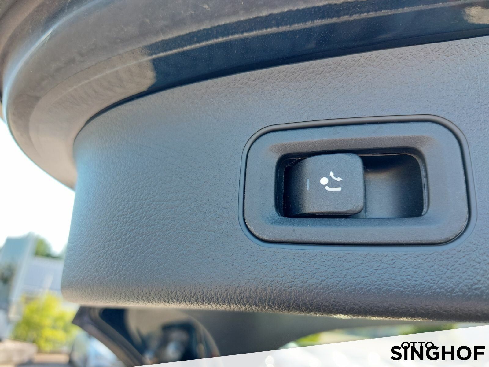 Fahrzeugabbildung Mercedes-Benz GLA 200 AMG +AHK+Rü Kam+LED+TOTW+elekt.Hecktüre