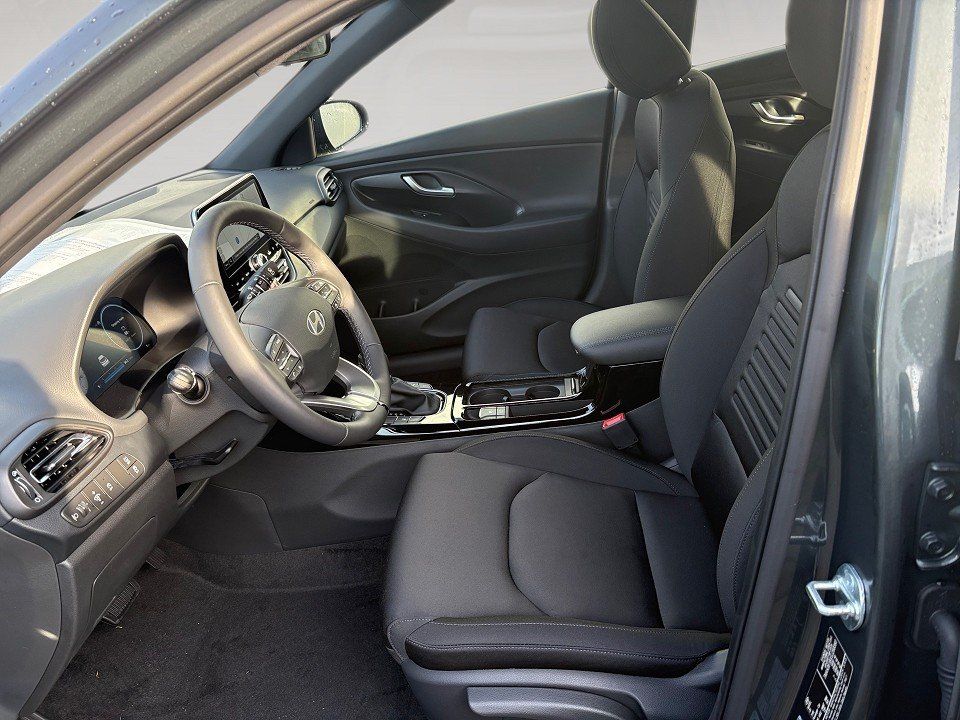 Fahrzeugabbildung Hyundai i30 1.0T 100PS DCT Advantage