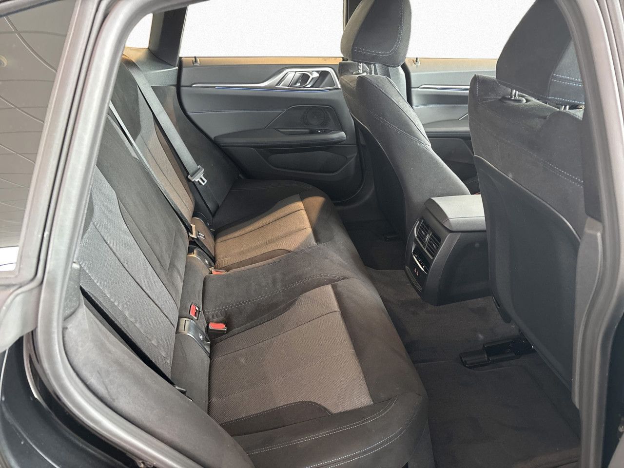 BMW i4 - Bild 14