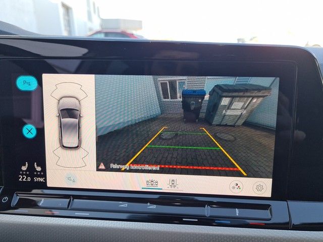 Fahrzeugabbildung Volkswagen Golf VIII TSI Move Kamera Navi LED VC