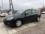 Opel Astra J Sports Tourer Edition Sport Lenkrad - Opel Astra: Tourer Sport