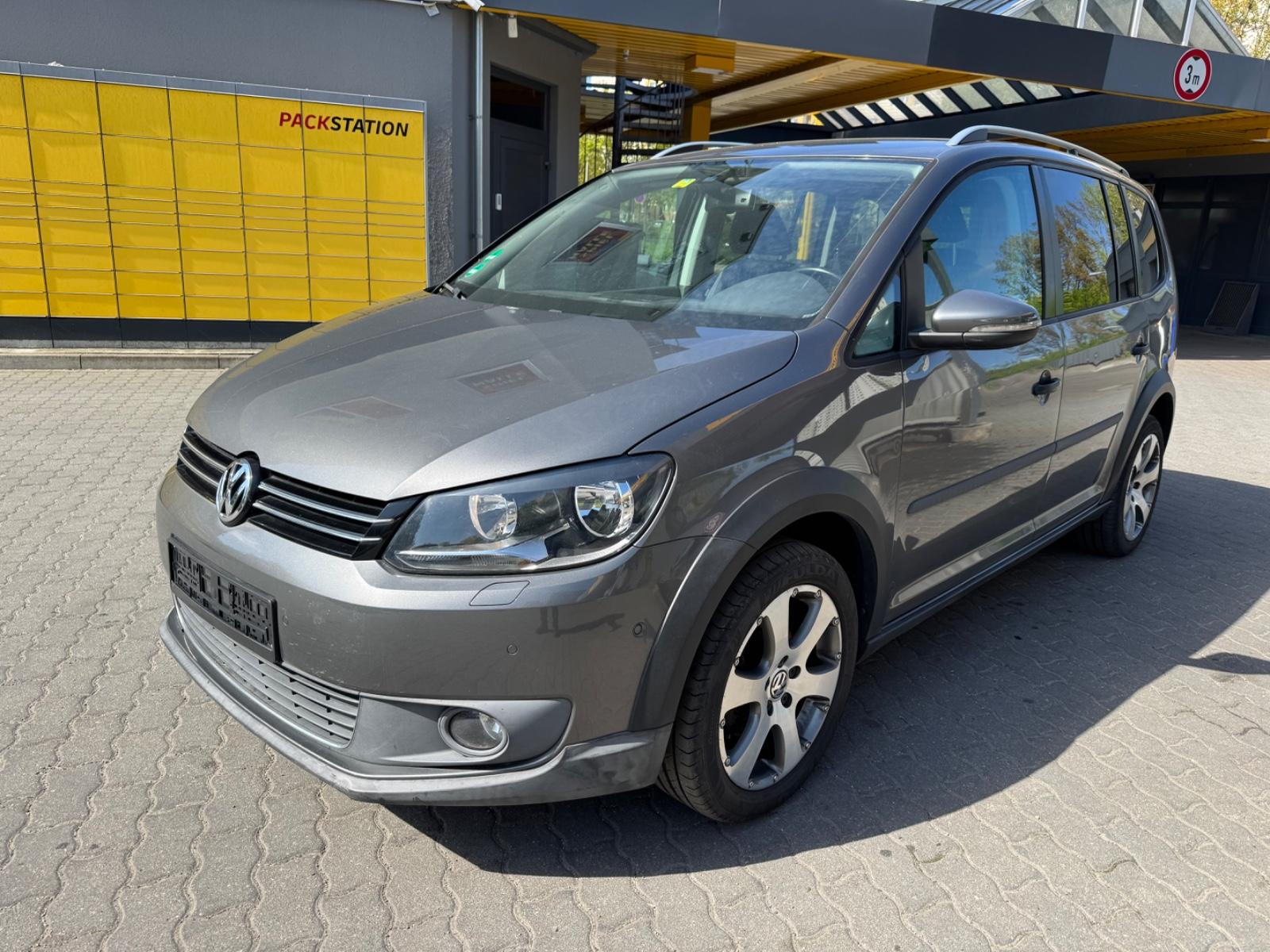 Volkswagen Touran Cross 1.6 TDI/ DSG/ TÜV NEU/ Garantie