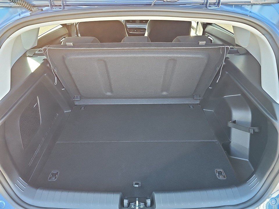 Fahrzeugabbildung Hyundai BAYON MY25 1.0T 6MT PRIME NAV+BOSE+KAMERA+PDC+QI