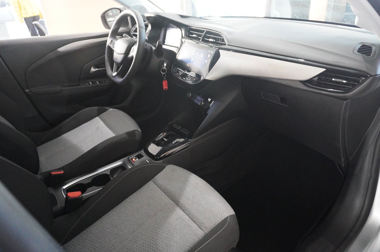Fahrzeugabbildung Opel Corsa F 1.2T FACELIFT NAVI/LED/VIRT./KAMERA/DAB+