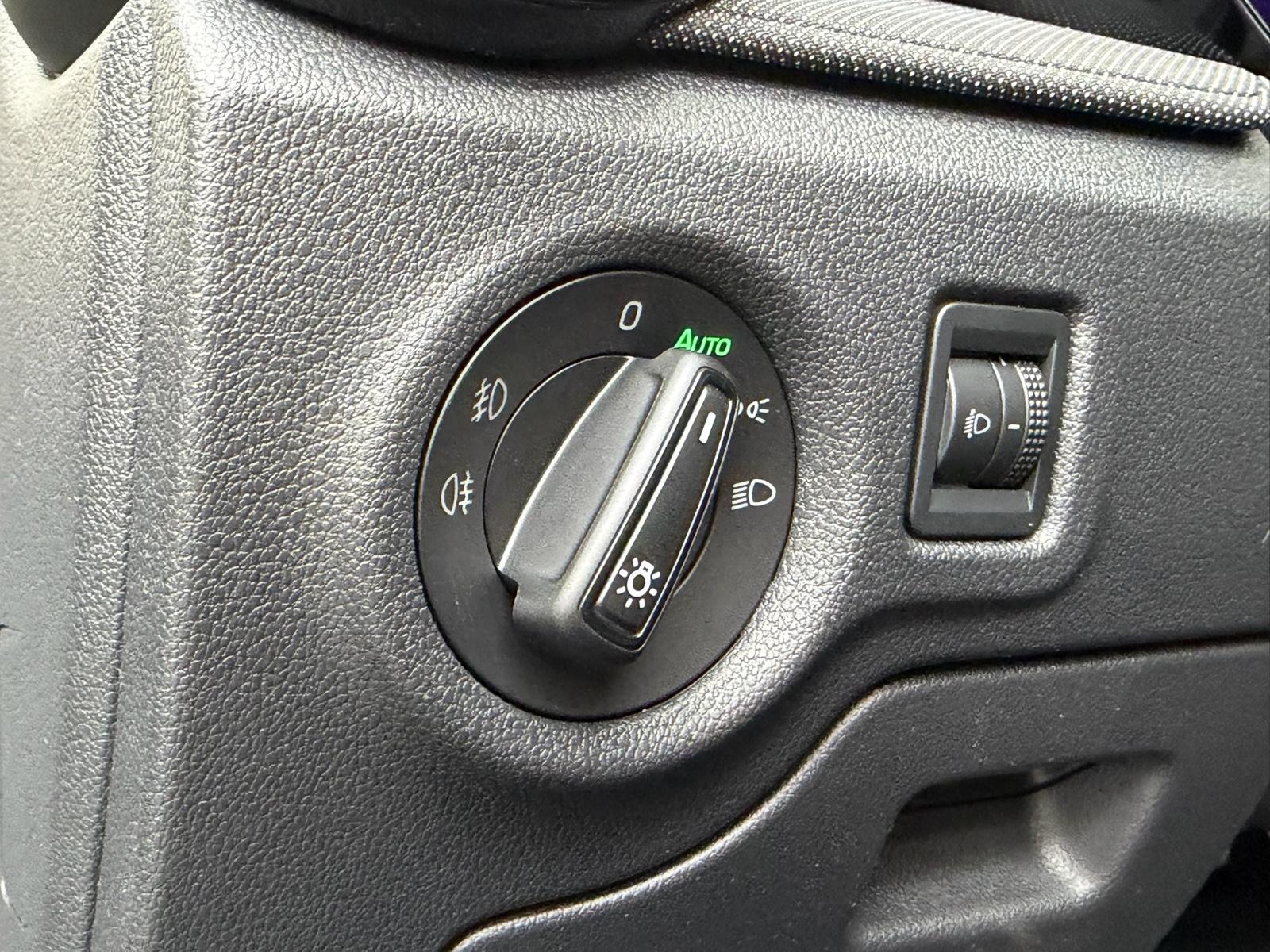 Skoda Fabia 1.0 Selection#RFK#APP#PDC#LED#SHZ