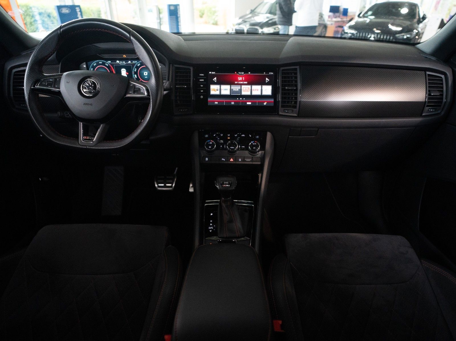 Fahrzeugabbildung SKODA Kodiaq RS 4x4 AUTOM./AHK/STANDHZG./SITZHZG./DAB