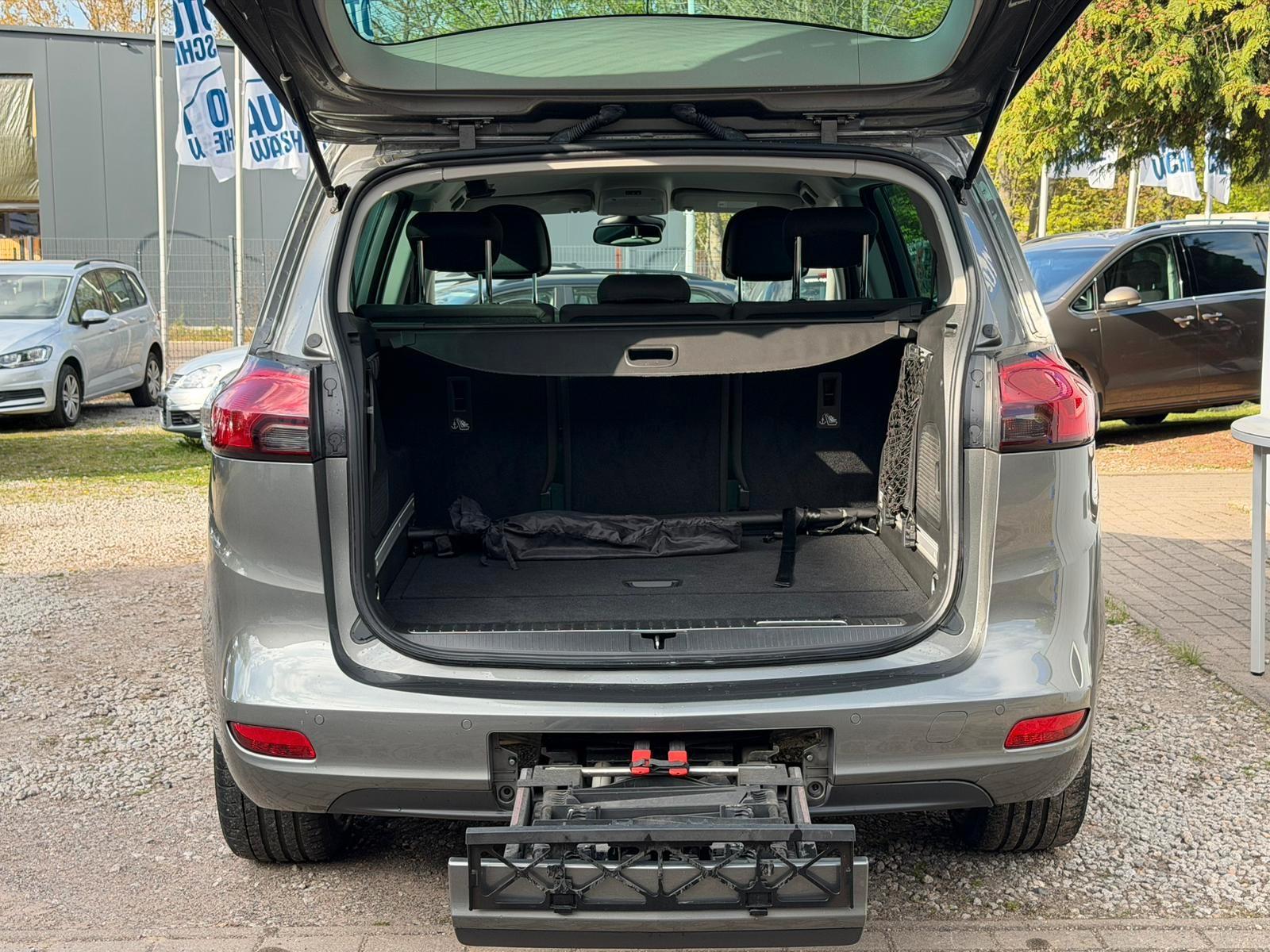 Opel Zafira Tourer 1.4 Turbo Active*1.Hand*Xenon*Temp