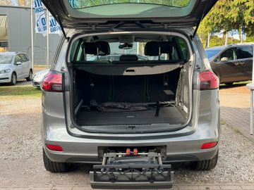 Opel Zafira - 8
