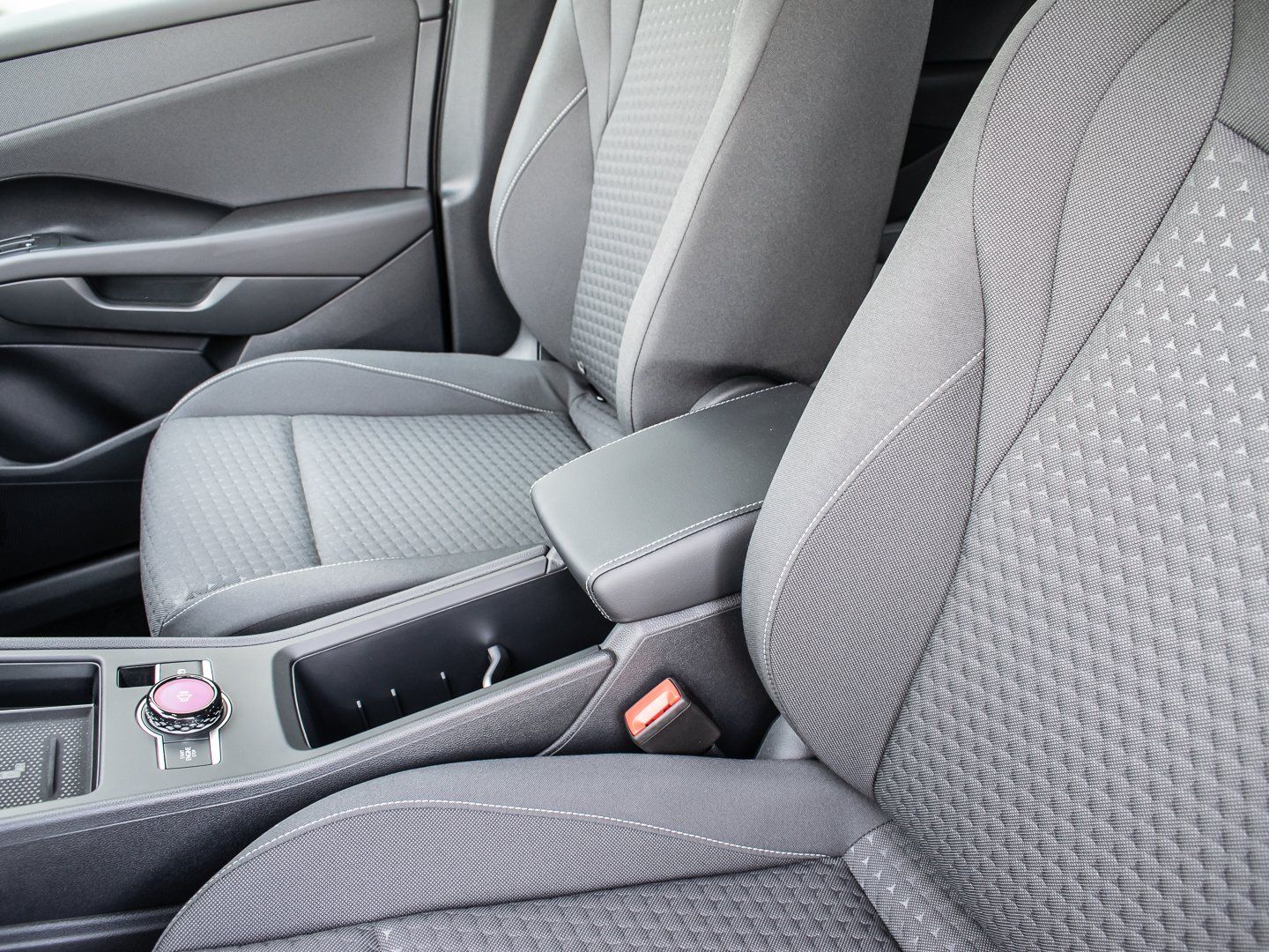 Volkswagen T-Roc - Bild 15